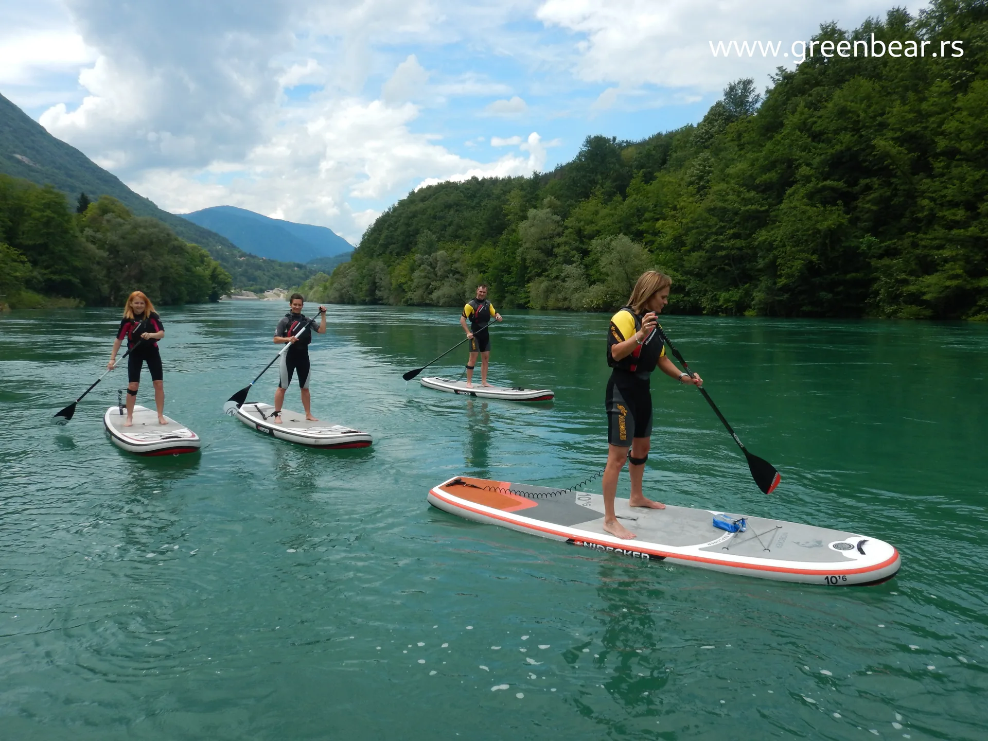 SUP — veslanje na dasci u stajaćem položaju